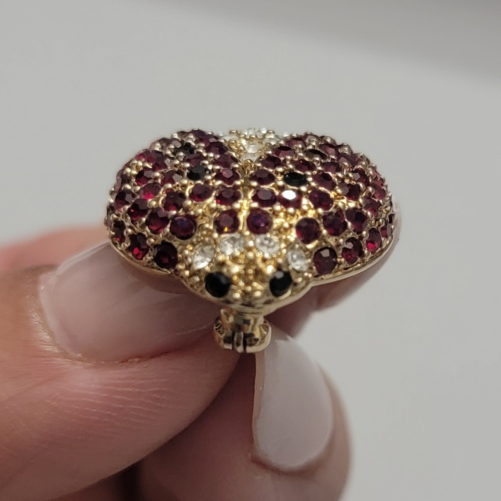 Vintage Signed Monet Elegant Gold and Red Ladybug Brooch - Picture 5 of 11